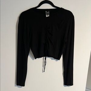 Black Long Sleeve Ruched Crop Top